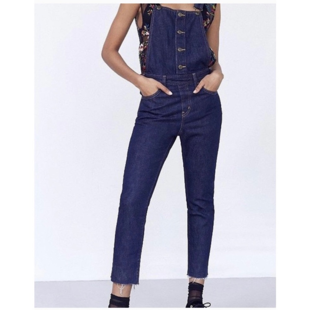 Levi's Overalls Womens Rare Orange Tab Raw Hem Skinny Crop Bib Size 24